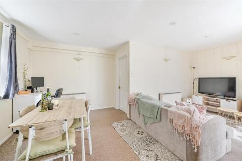 Living Dining Room.jpg