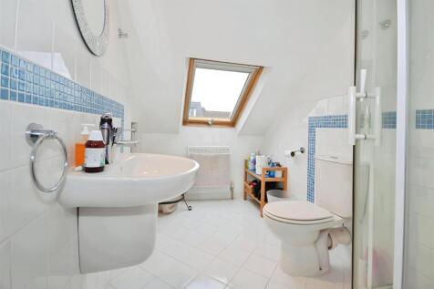 d9d25cfe-shower.jpg