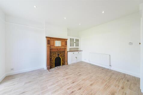 MEADOW CLOSE (9).jpg