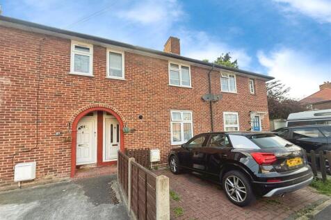 38 canterbury rd.jpg