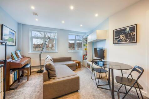 Open-Plan Lounge
