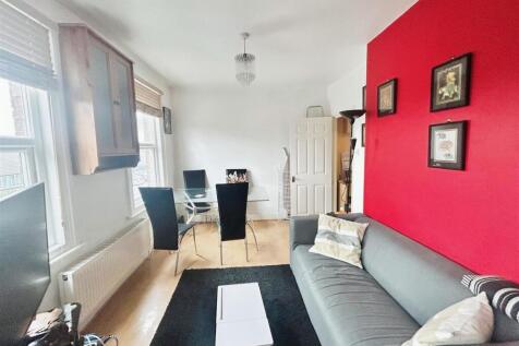 lounge 202 20new.jpg