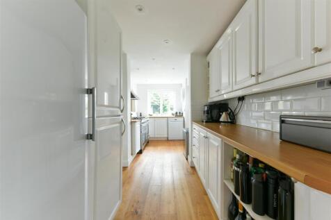 kitchen2.jpg