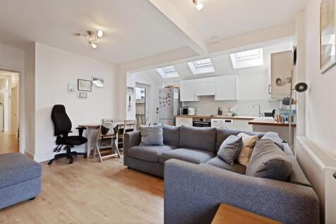 Kitchen &amp; Reception