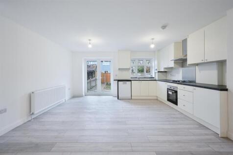 BELMONT AVENUE (1).jpg