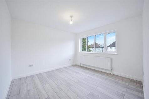 BELMONT AVENUE (6).jpg