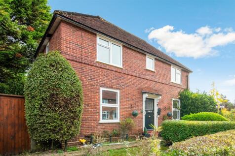 GLASTONBURY ROAD, 113-18.jpg