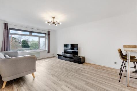 STERLING COURT -1_.jpg