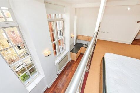 Bedroom/Reception