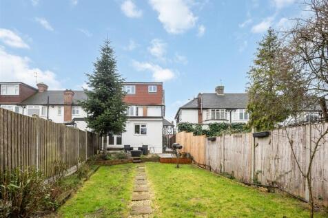Wolsey Crescent