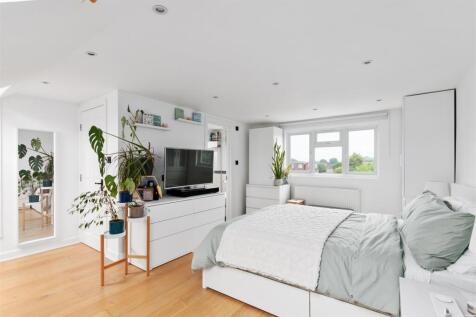 Grasmere Avenue