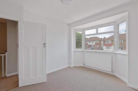 Hillcross Avenue,