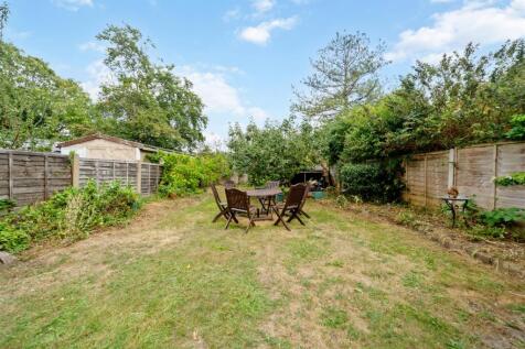 Sandbourne Avenue