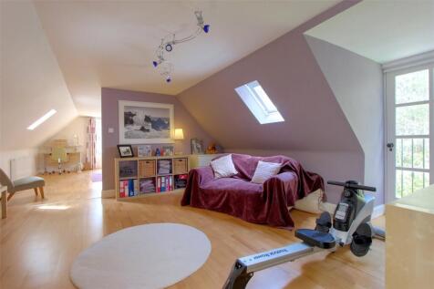 Wing Accomodation