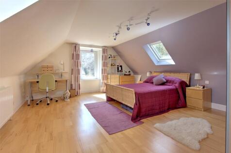 Wing Accomodation