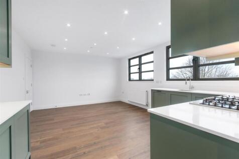 Open Plan Kitchen &amp; Living