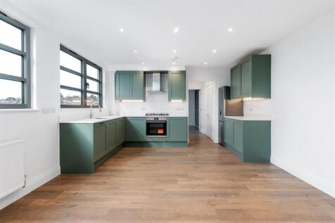 Open Plan Kitchen &amp; Living