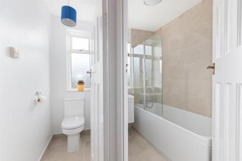 Bathroom &amp; Toilet