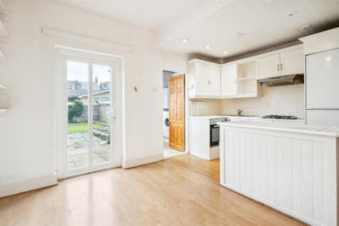 Kitchen &amp; Dining