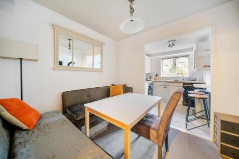 Kitchen &amp; Dining