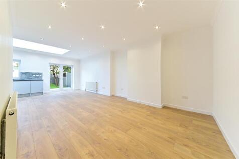 Open Plan Kitchen Dinner