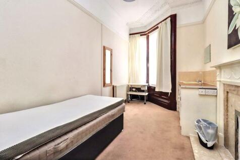 Room (2)