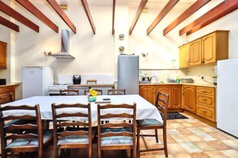 Kitchen (2)