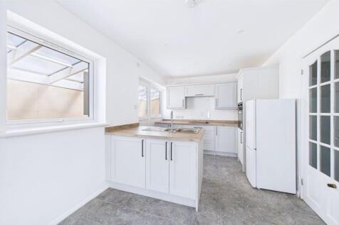 Kitchen (2)