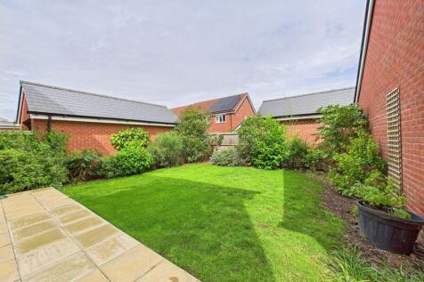 Rear Garden (3)