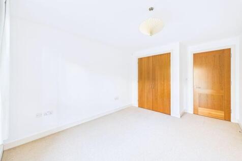 Bedroom Side