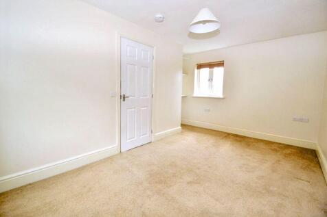 Double size bedroom 2 