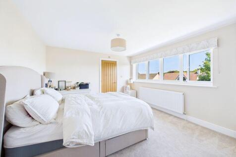 Bedroom 1 side