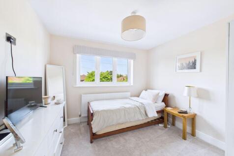 Bedroom 2 side