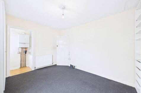 Bedroom 1 side
