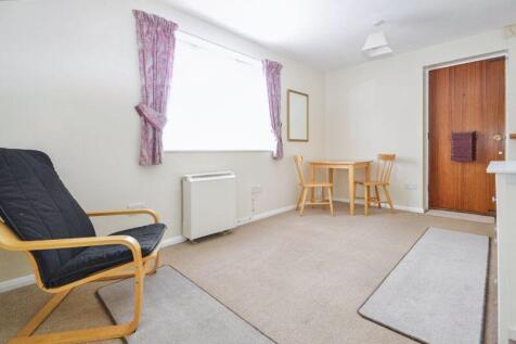 Bedsitting room
