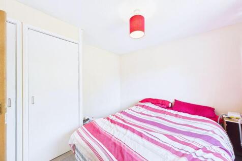 Bedroom 2 side
