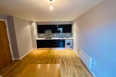 OPEN PLAN LIVING SPACE