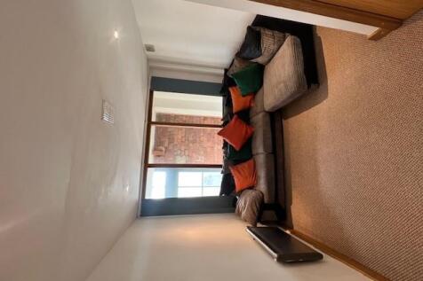 Bedroom 3.jpg