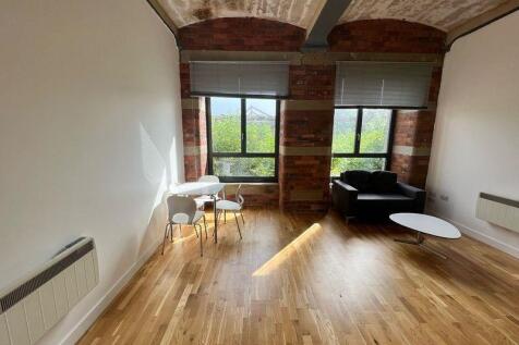 Open Plan Lounge/Kitchen