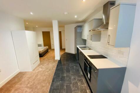 Open Plan Living / Kitchen