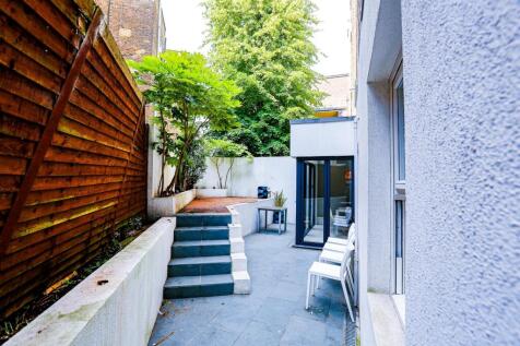 Courtyard Garden