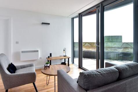 Lounge / Kitchen