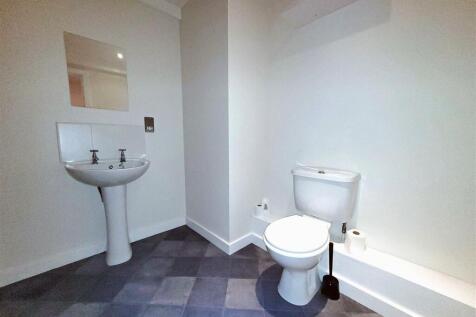 GROUND FLOOR WC