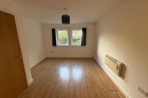 OPEN PLAN LOUNGE/KITCHEN