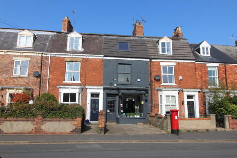 Lovely spacious Maisonette