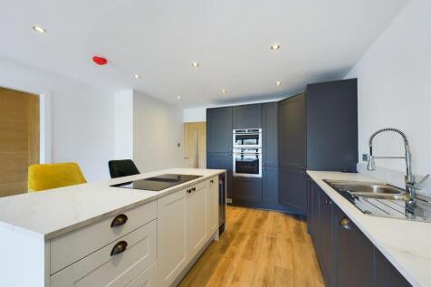 Kitchen/Diner/Living Area