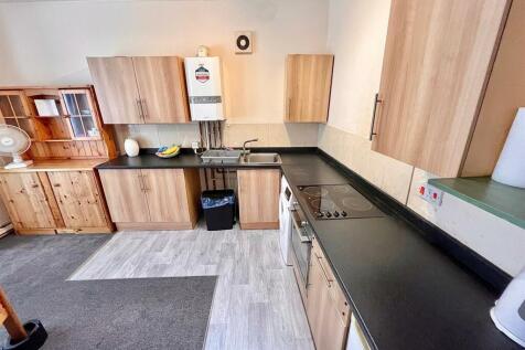 Kitchen area (2).jpg