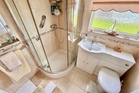 shower room.jpg