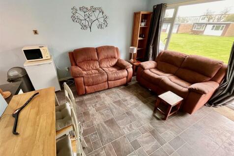 Open Plan Kitchen/Living Room