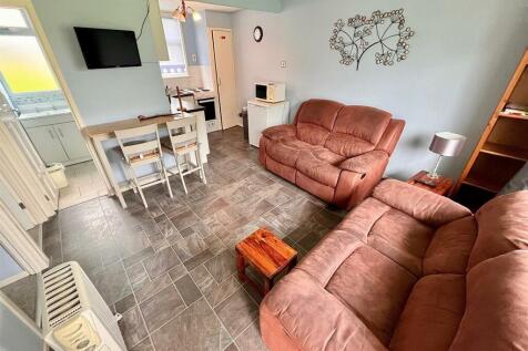Open Plan Kitchen/Living Room